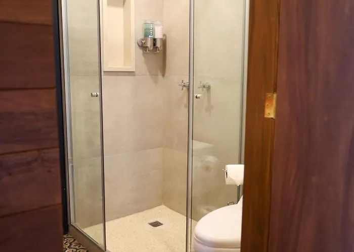 Apartment Casa Sauto 2 Bedroom 2ba Balcony Historic Building